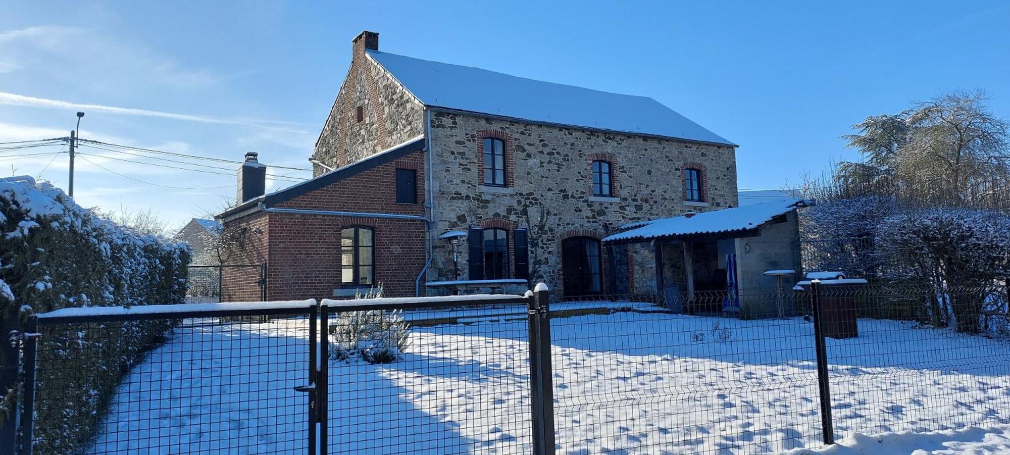 Les Lilas Sart-en-Fagne ภายนอก รูปภาพ